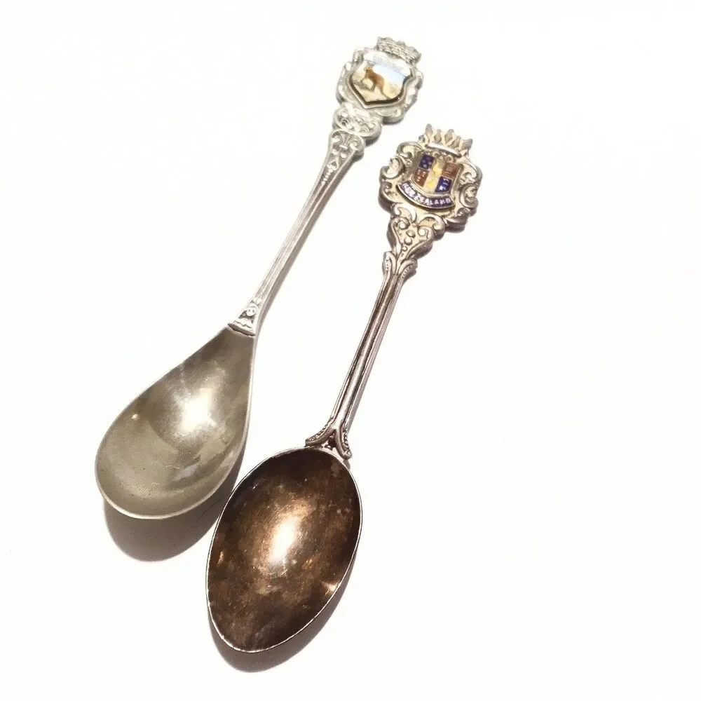 Vintage Australia & New Zealand Silver Plate Souvenir Spoon Pair EPNS
